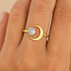 Mondstein Halbmond Ring